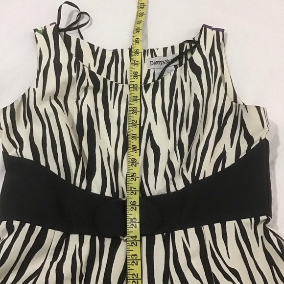 Danny & Nicole Green Purple Cream Black Floral Fit & Flare Dress w/Waist Detail - Picture 11 of 11